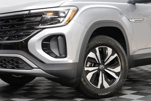 2026 Volkswagen Atlas Cross Sport 2.0T SE