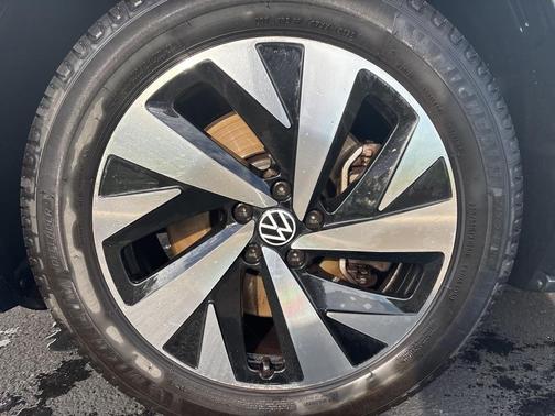 2023 Volkswagen ID.4 AWD Pro