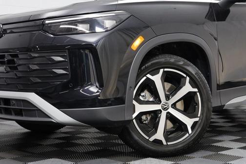 2025 Volkswagen Tiguan 2.0T SE 4MOTION
