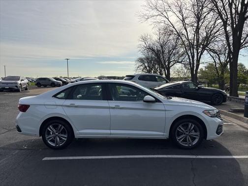 2022 Volkswagen Jetta 1.5T SE
