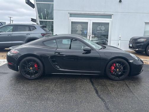 2017 Porsche 718 Cayman S