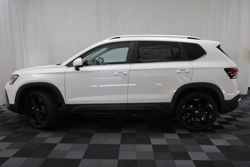 2025 Volkswagen Taos 1.5T SEL