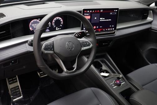 2026 Volkswagen Tiguan 2.0T SE R-Line Black 4MOTION