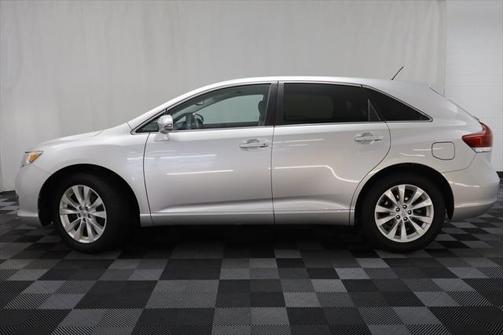 2014 Toyota Venza LE