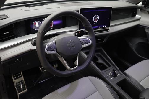 2026 Volkswagen Tiguan 2.0T SE R-Line Black 4MOTION