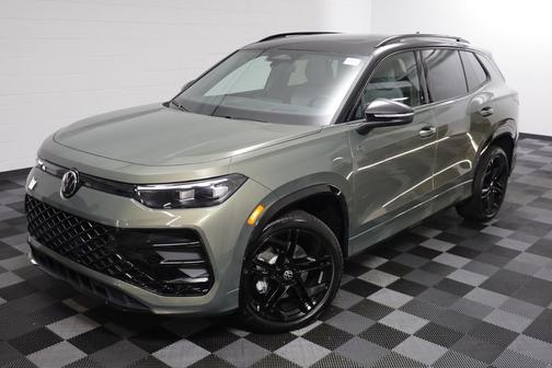 2026 Volkswagen Tiguan 2.0T SE R-Line Black 4MOTION