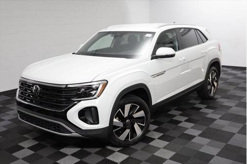 2025 Volkswagen Atlas Cross Sport 2.0T SE w/Technology 4MOTION