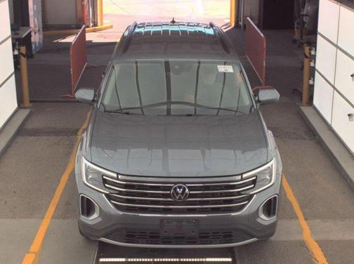 2024 Volkswagen Atlas 2.0T SE w/Technology 4MOTION