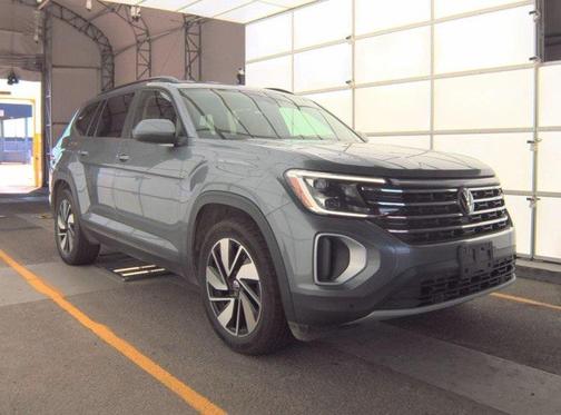 2024 Volkswagen Atlas 2.0T SE w/Technology 4MOTION