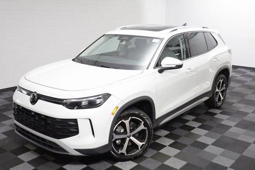 2025 Volkswagen Tiguan 2.0T SE 4MOTION