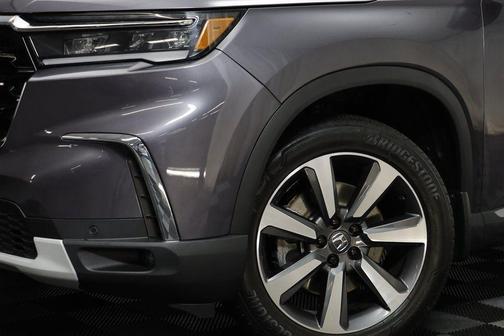 2023 Honda Pilot AWD Elite