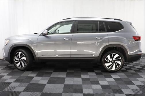 2025 Volkswagen Atlas 2.0T SE w/Technology 4MOTION