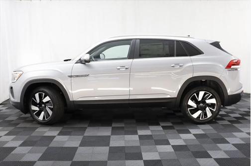 2025 Volkswagen Atlas Cross Sport 2.0T SE w/Technology 4MOTION