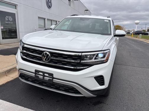 2022 Volkswagen Atlas 3.6L SE w/Technology