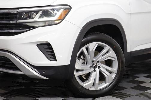 2022 Volkswagen Atlas 3.6L SE w/Technology