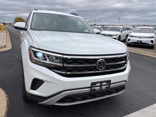 2022 Volkswagen Atlas 3.6L SE w/Technology