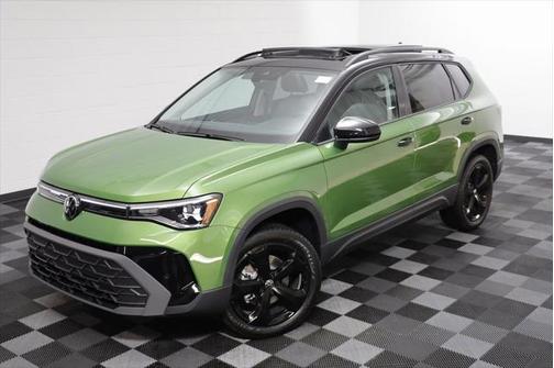 2025 Volkswagen Taos 1.5T SE Black