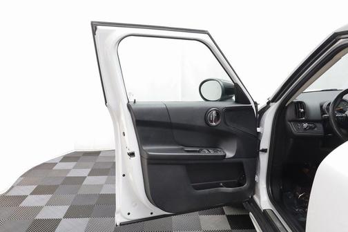 2020 MINI Countryman Cooper
