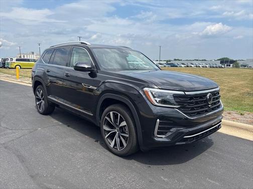 2024 Volkswagen Atlas 2.0T SEL Premium R-Line 4MOTION