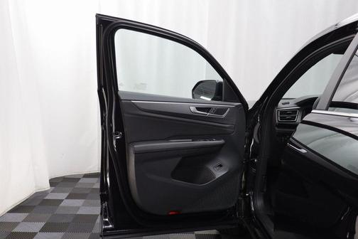 2026 Volkswagen Atlas Cross Sport 2.0T SE w/Technology 4MOTION