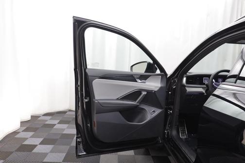 2026 Volkswagen Tiguan 2.0T SE R-Line Black 4MOTION