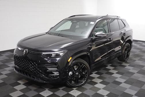 2026 Volkswagen Tiguan 2.0T SE R-Line Black 4MOTION