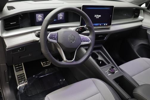 2026 Volkswagen Tiguan 2.0T SE R-Line Black 4MOTION