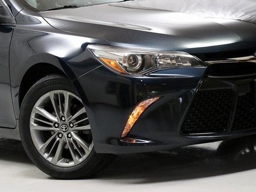 2017 Toyota Camry LE for sale in Naperville, IL - image 3