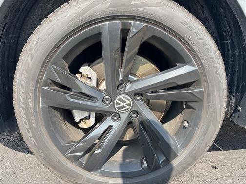 2024 Volkswagen Tiguan 2.0T SE R-Line Black 4MOTION