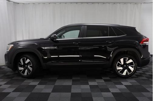 2024 Volkswagen Atlas Cross Sport 2.0T SE w/Technology 4MOTION