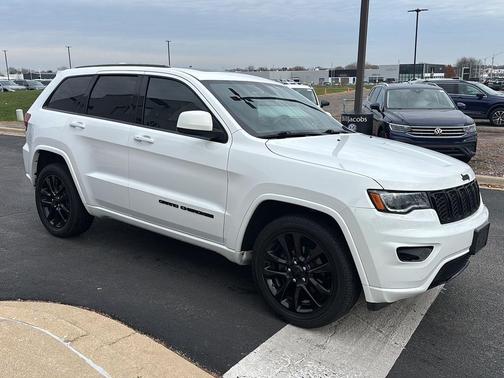2018 Jeep Grand Cherokee Altitude
