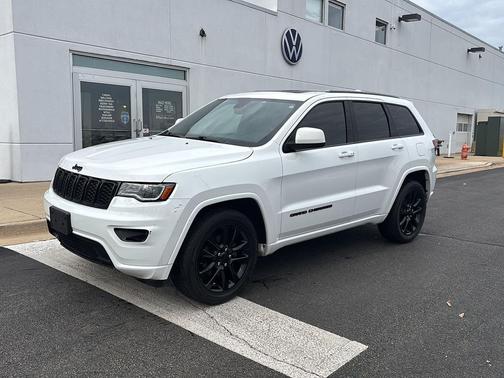 2018 Jeep Grand Cherokee Altitude