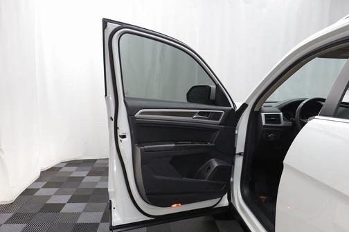 2019 Volkswagen Atlas 3.6L SE w/Technology
