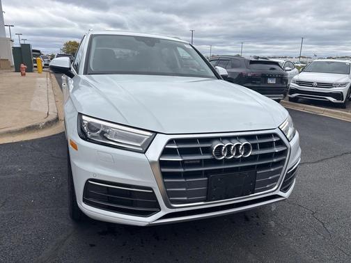 2020 Audi Q5 45 Premium