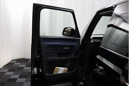 2025 Volkswagen ID. Buzz Pro S