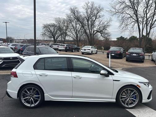 2024 Volkswagen Golf R 2.0T DSG