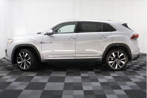 2025 Volkswagen Atlas Cross Sport 2.0T SEL Premium
