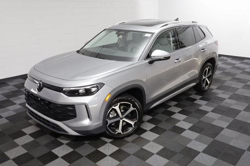 2025 Volkswagen Tiguan 2.0T SE 4MOTION