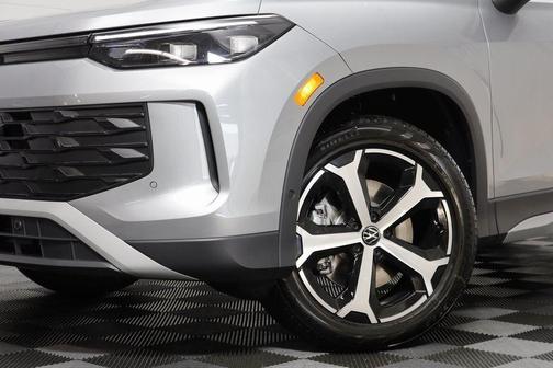 2025 Volkswagen Tiguan 2.0T SE 4MOTION