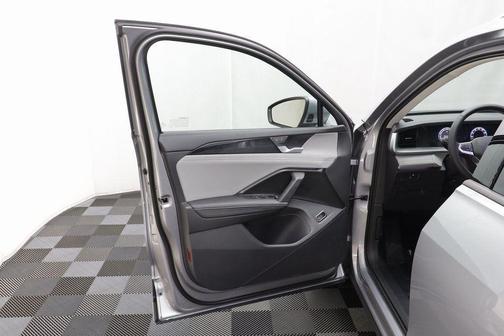 2025 Volkswagen Tiguan 2.0T SE 4MOTION