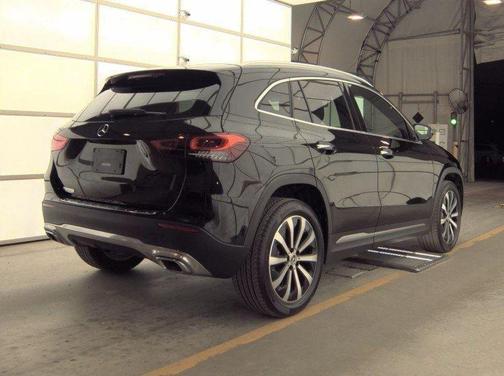 2023 Mercedes-Benz GLA 250 Base