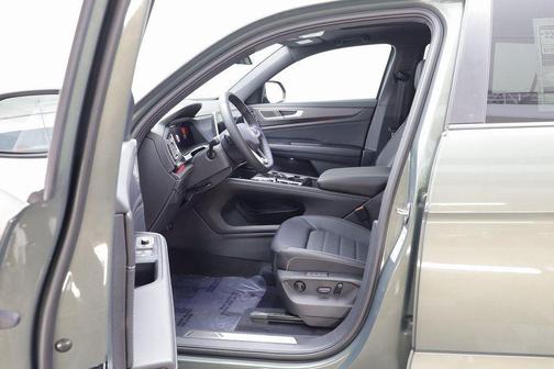 2026 Volkswagen Atlas Cross Sport 2.0T SEL