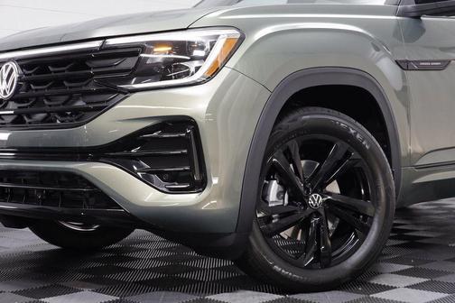 2026 Volkswagen Atlas Cross Sport 2.0T SEL