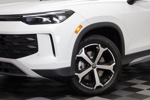 2025 Volkswagen Tiguan 2.0T SE 4MOTION