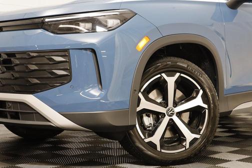 2025 Volkswagen Tiguan 2.0T SE 4MOTION