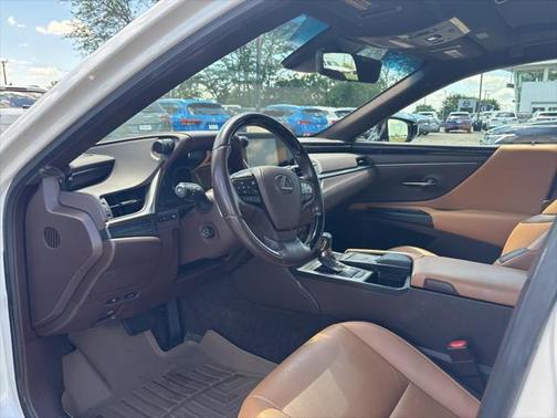 2020 Lexus ES 350 Base