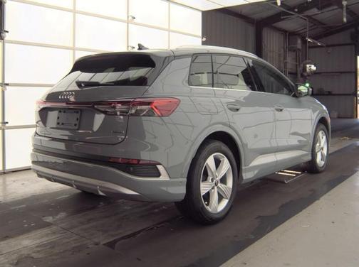 2024 Audi Q4 e-tron Premium Plus 55 quattro