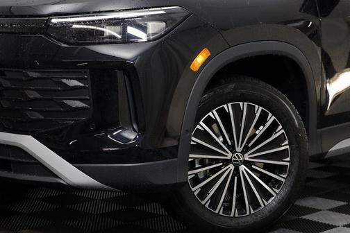 2025 Volkswagen Tiguan 2.0T S 4MOTION