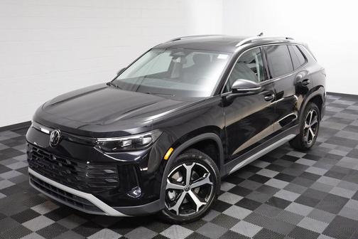 2025 Volkswagen Tiguan 2.0T SE 4MOTION