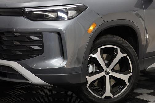 2025 Volkswagen Tiguan 2.0T SE 4MOTION